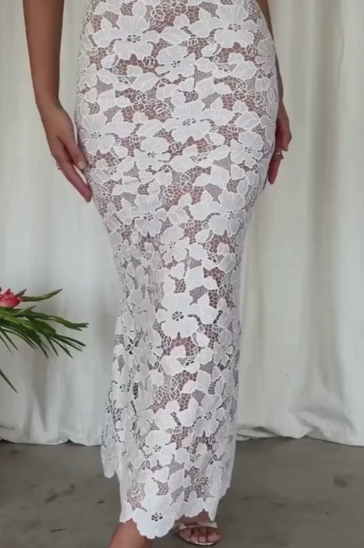 A-Line Contrast Lace Maxi Dress